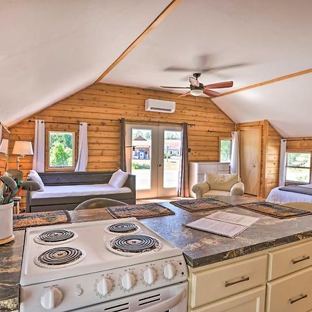 Quaint Studio With Shared Beach Walk To Suttons Bay Exteriér fotografie