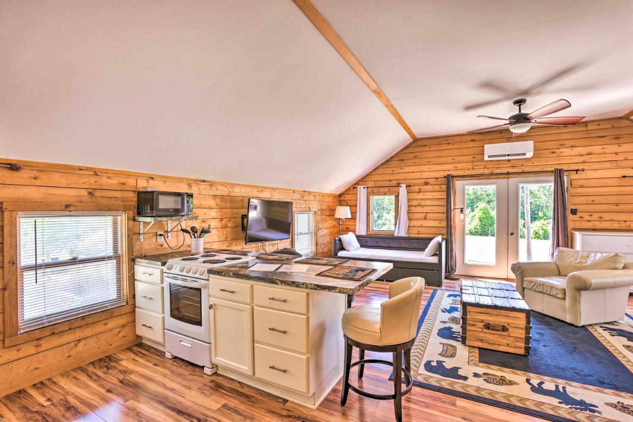 Quaint Studio With Shared Beach Walk To Suttons Bay Exteriér fotografie