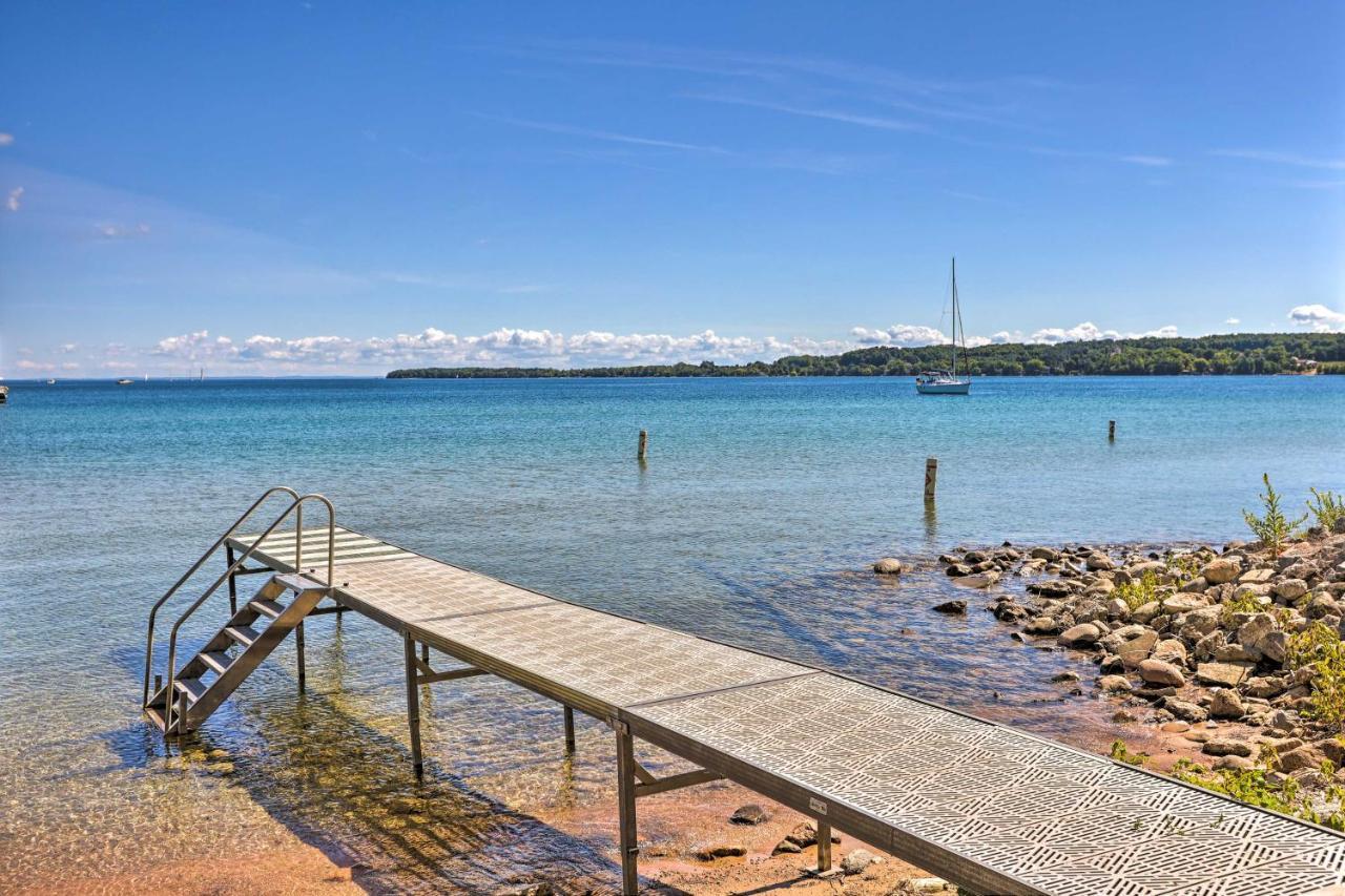 Quaint Studio With Shared Beach Walk To Suttons Bay Exteriér fotografie