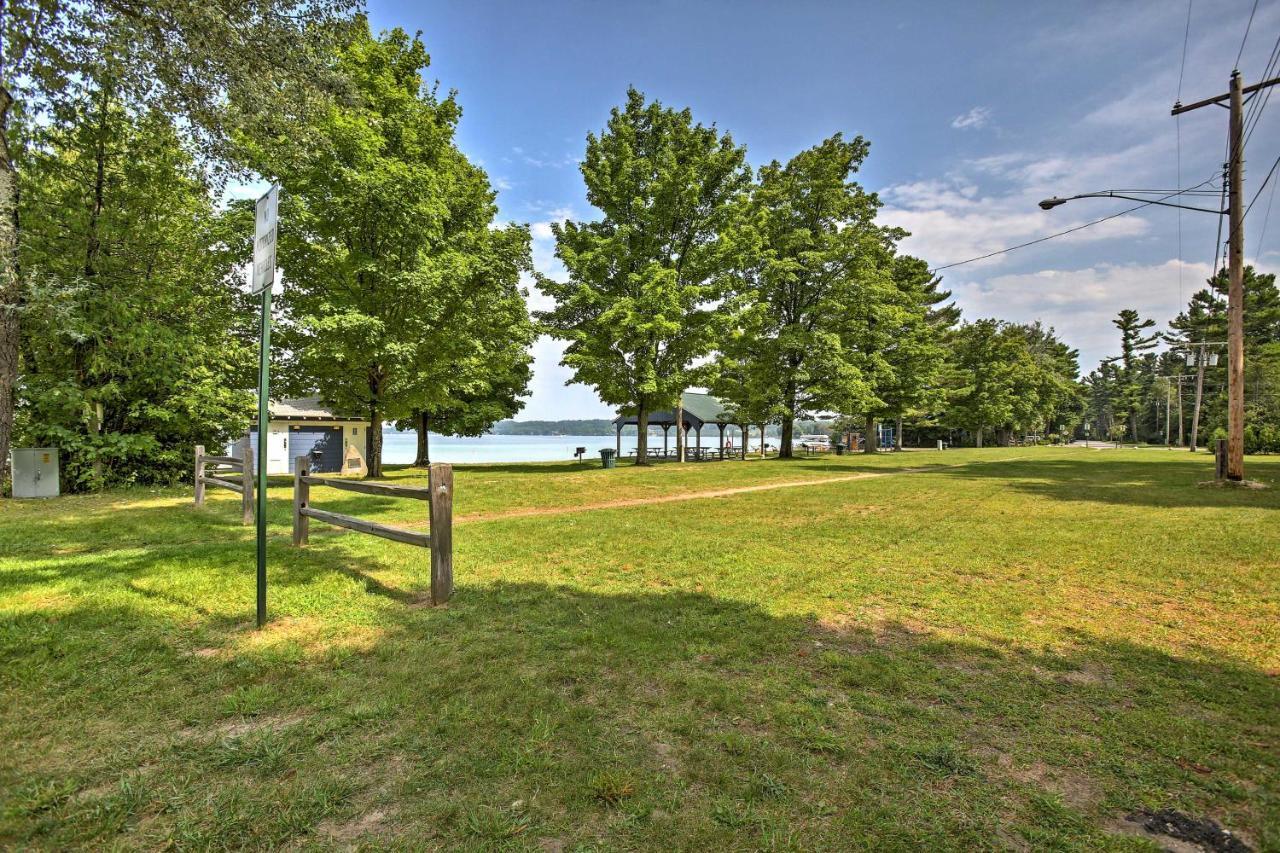 Quaint Studio With Shared Beach Walk To Suttons Bay Exteriér fotografie